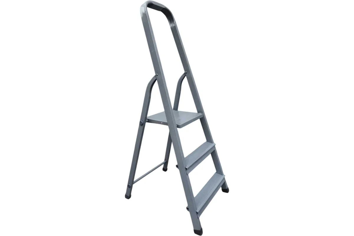 Лестница-стремянка (3 ступени, высота площадки 0,6 м)