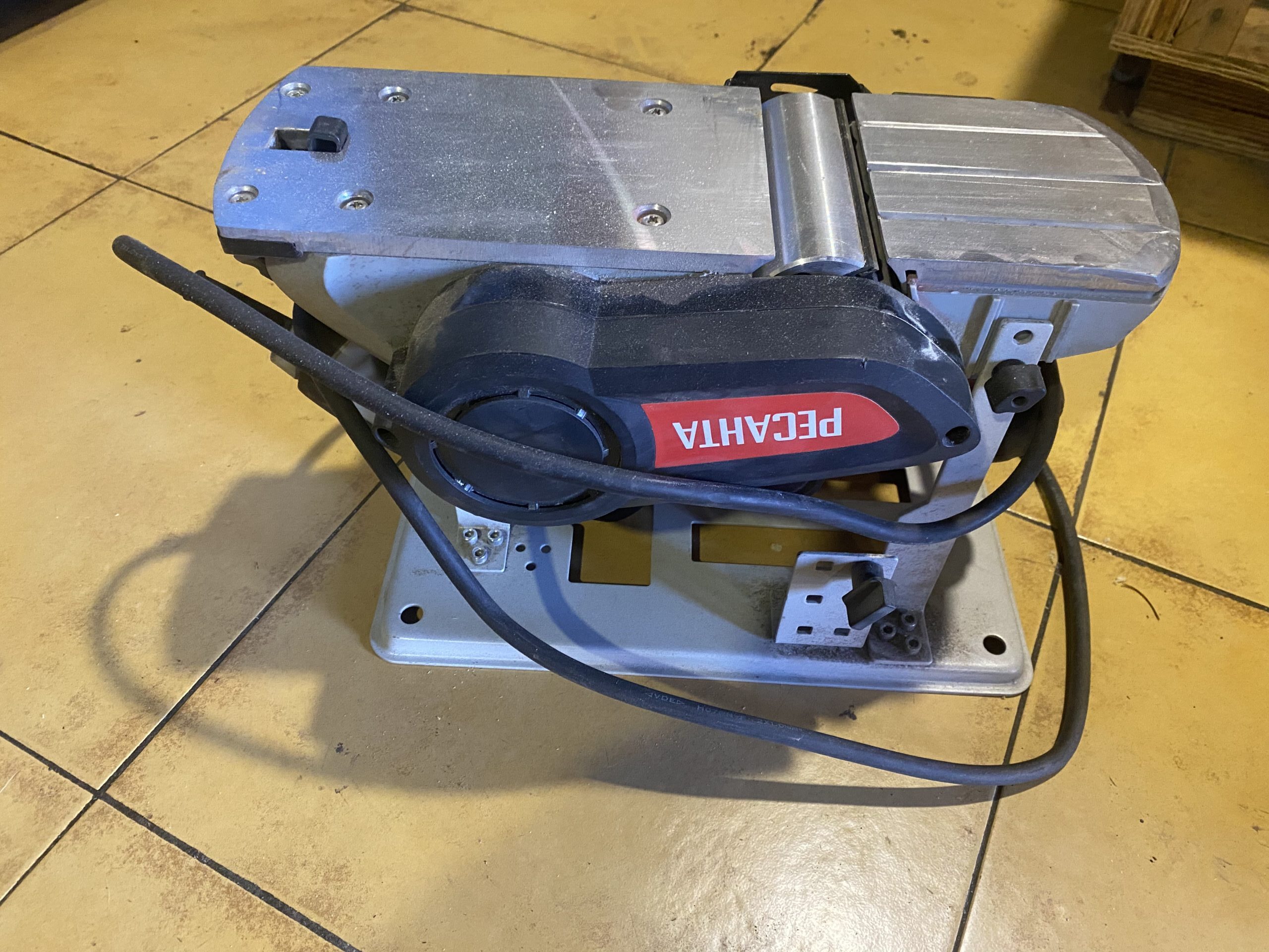 Электрический рубанок Ресанта Р-110СТ — изображение 6