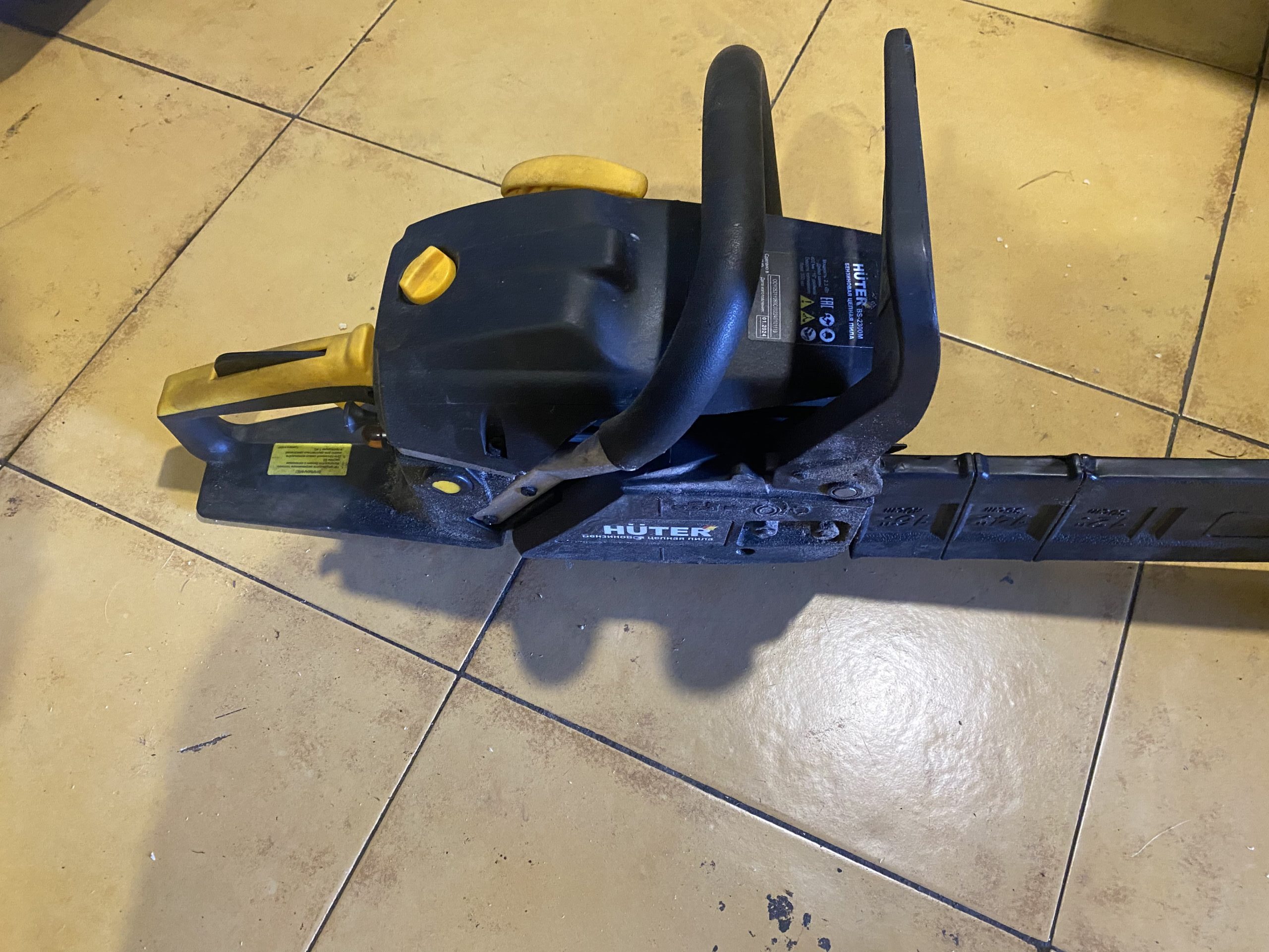 Бензопила цепная бензиновая Huter BS-2300M — изображение 6